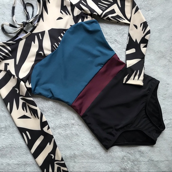 Seea Hermosa One Piece UPF Surf Swimsuit Buzios XS - Picture 1 of 10